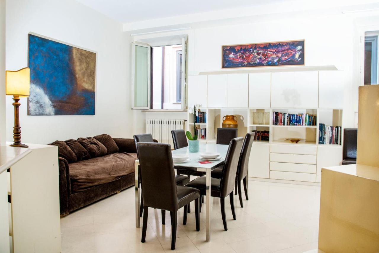 Appartamento In Pieno Centro Roma - Lily'S House Bagian luar foto